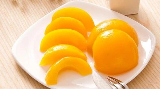 شرائح الخوخ الطولية